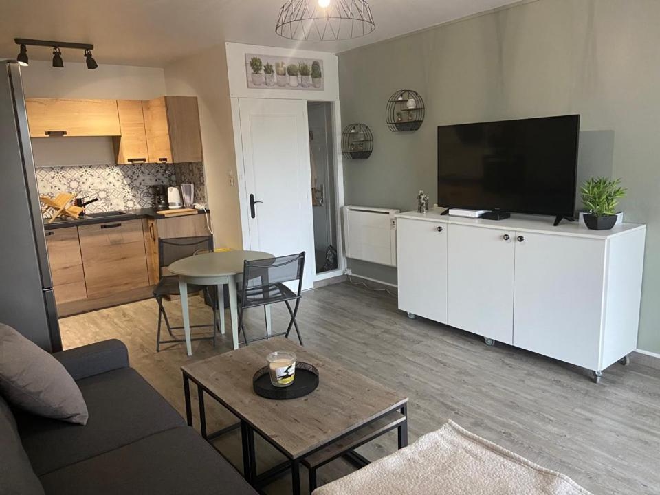 Superbe Appartement De 41M2 Refait A Neuf Сен-Жан-де-Мон Екстериор снимка